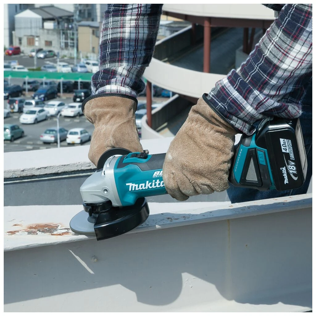 MAKITA Akku-Winkelschleifer 125mm-18V DGA504Z (ohne Akku U. Ladegerät) 4 MAKITA Akku-Winkelschleifer 125mm-18V DGA504Z (ohne Akku U. Ladegerät) – Bild 2